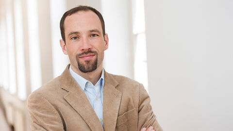 Christoph Süß Portraitaufnahme von Christoph Süß