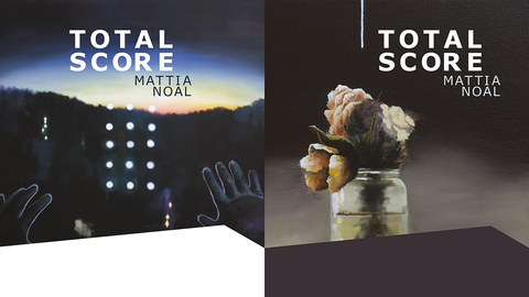 Zwei Plakatmotive zur Ausstellung „Total Score“ von Mattia Noal Links eine Landschaft bei Sonnenaufgang, rechts ein Stillleben aus Blumen